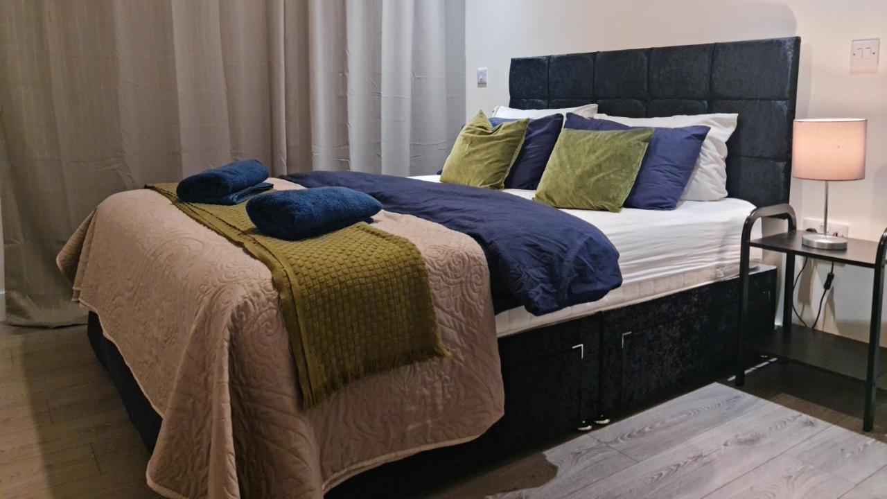 Green Stay Modern Apartment ヘメル・ヘムステッド エクステリア 写真